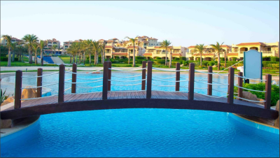 لافيستا باي إيست