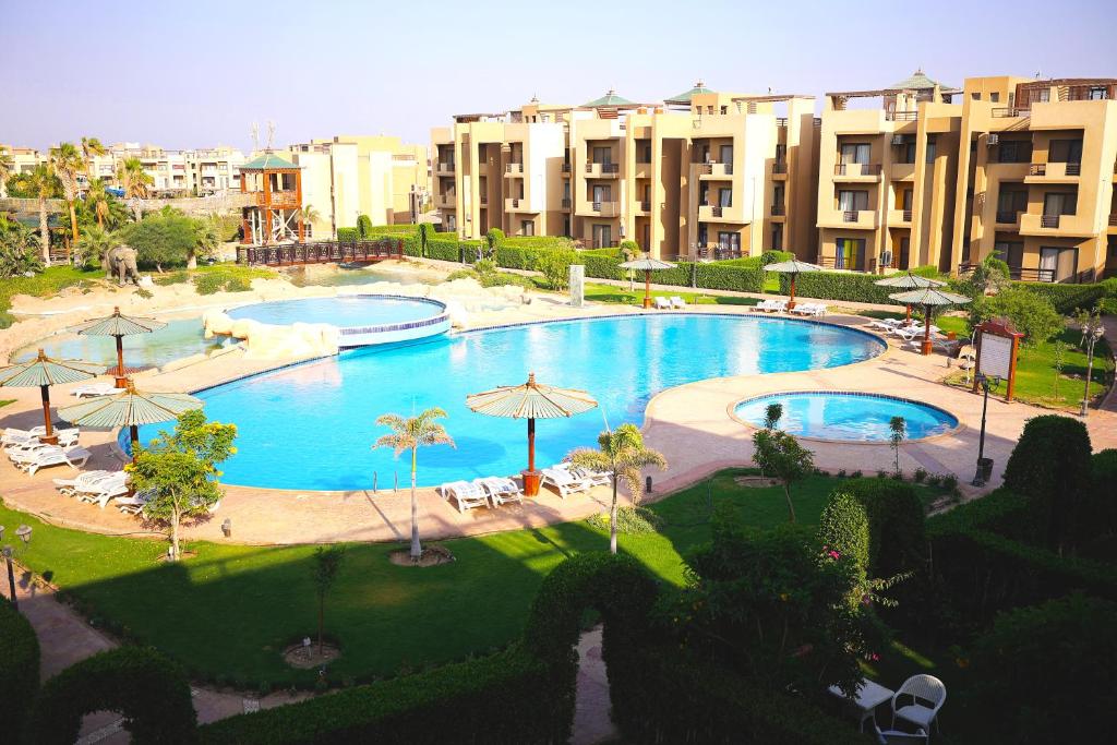 بلو باي آسيا السخنة